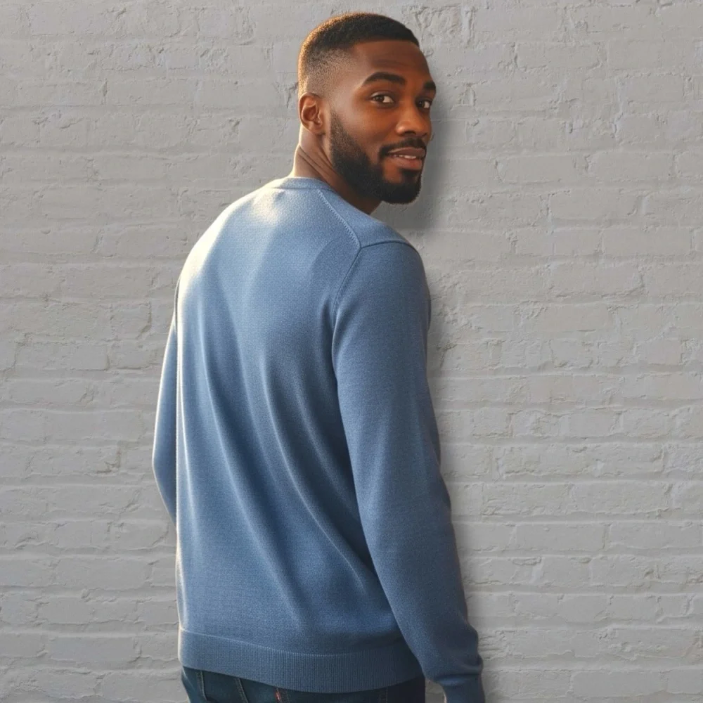 Banana Republic Men’s Silk Cashmere Blend Argyle V-Neck Sweater Blue Size L